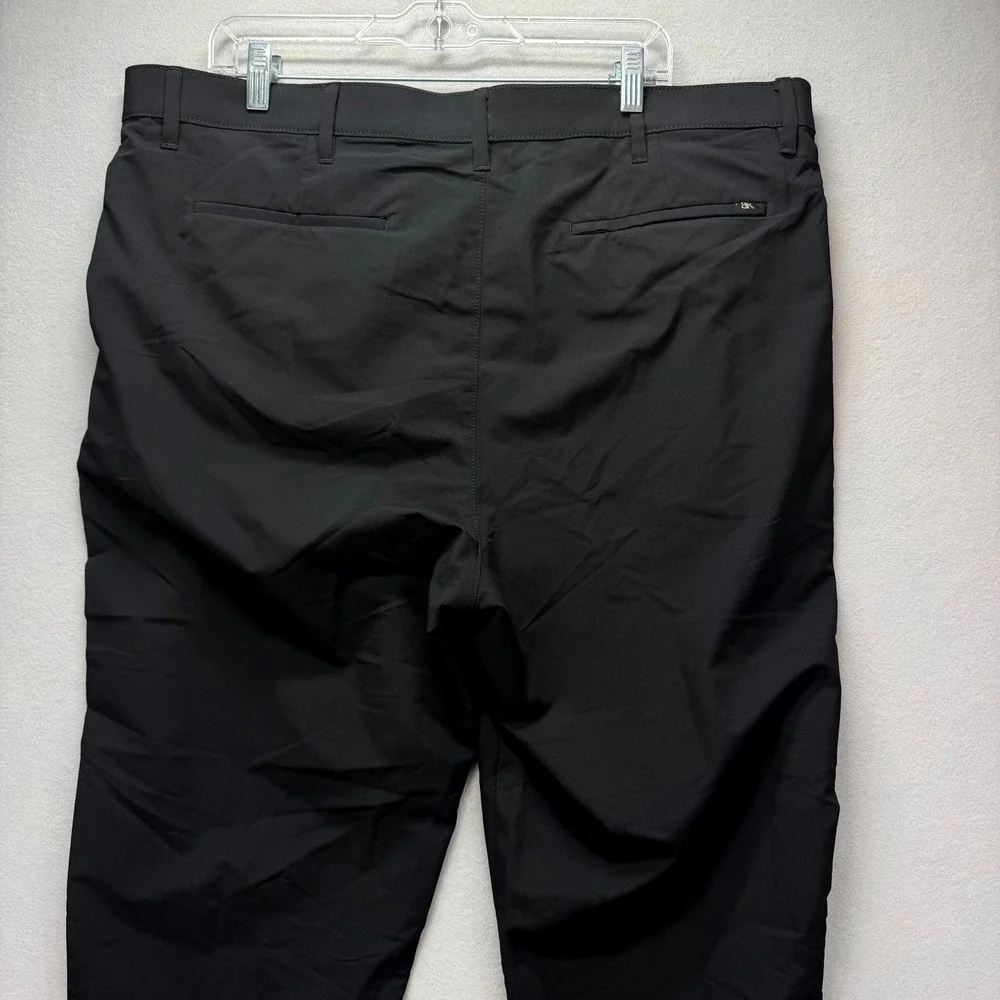 Banana Republic Chino Pant Mens 40x34 Black Active Tech Straight Fit Performance